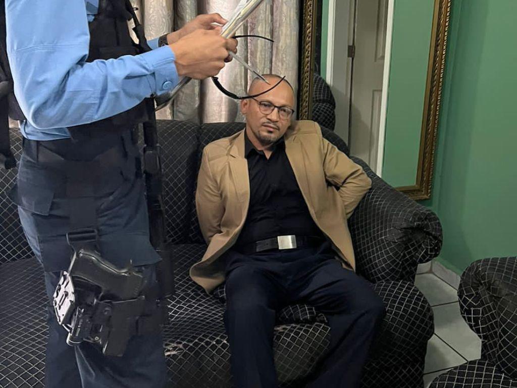 Capturan al viudo de la fiscal Karen Almendares por suponerlo responsable de su muerte