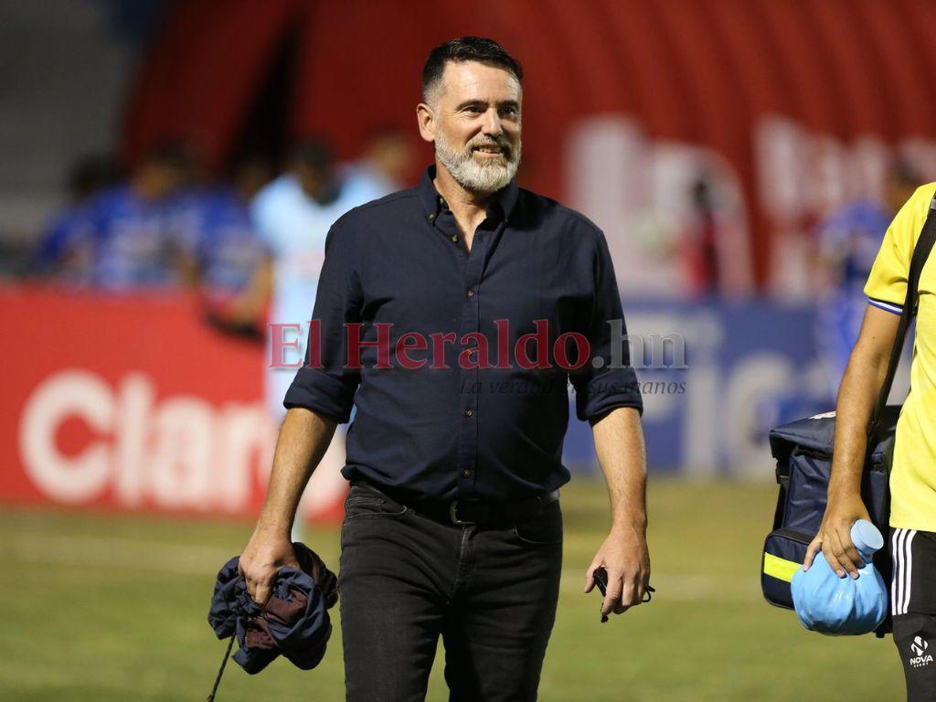 Fernando Araújo lamenta la derrota ante Olimpia “Me voy con el sabor amargo”