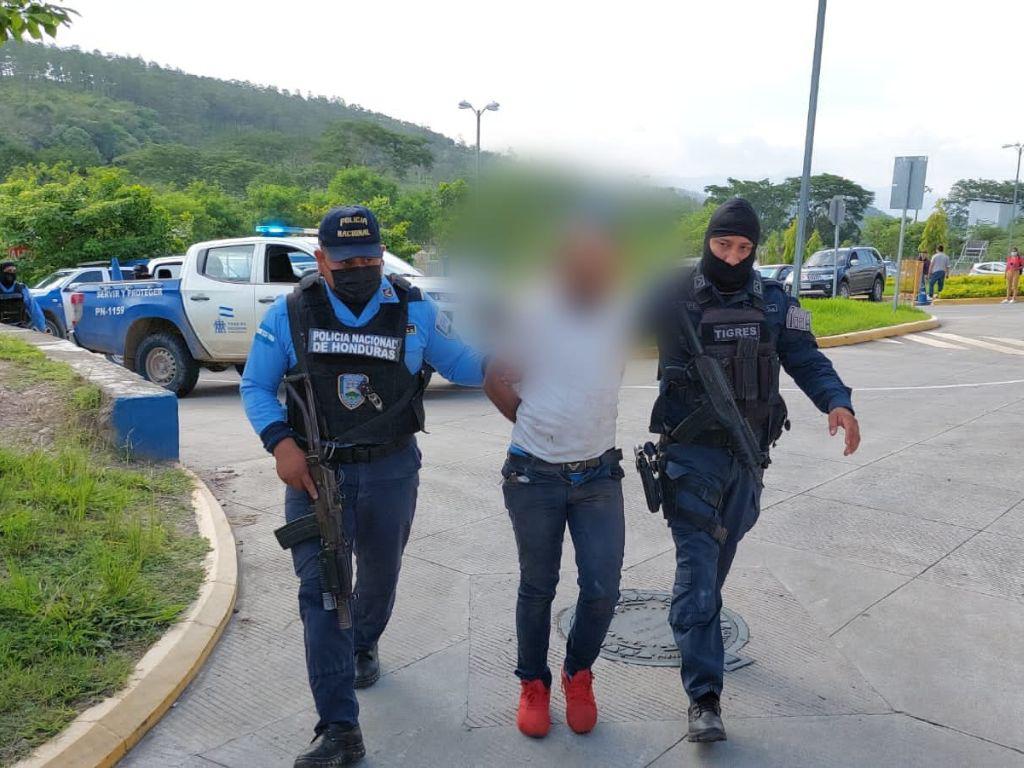 Por asesinato arrestan a cabecilla de la banda criminal ‘Orellana Sorto’ en Santa Bárbara