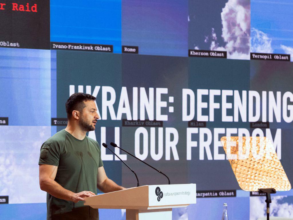 Ejército ucraniano reinvindica avances y Rusia “reagrupa” fuerzas en el este