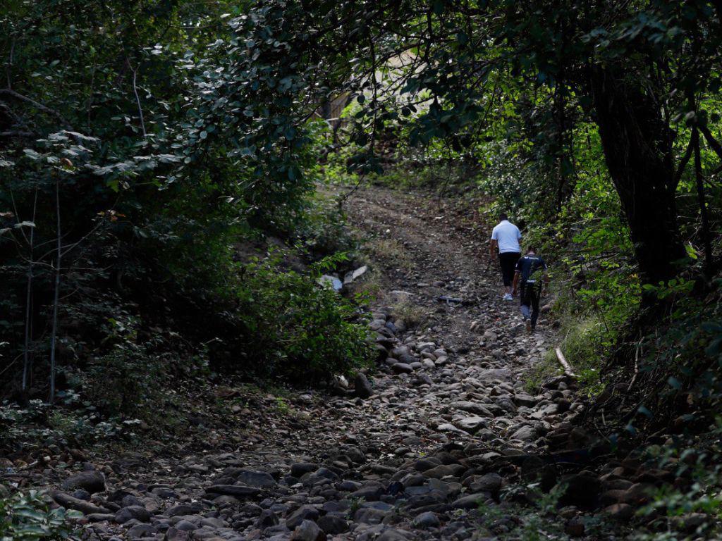 $!La Unidad Investigativa de EL HERALDO Plus se internó por diferentes puntos ciegos entre la frontera de Honduras y El Salvador, pero no encontró presencia militar.