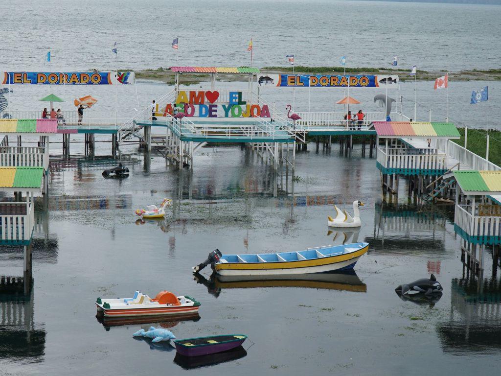Acusan a 11 personas por construcción de muelles en Lago de Yojoa