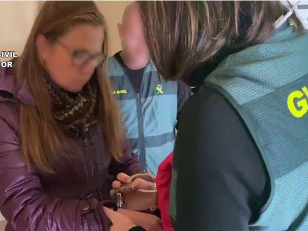 Capturan a la mujer más buscada de Reino Unido