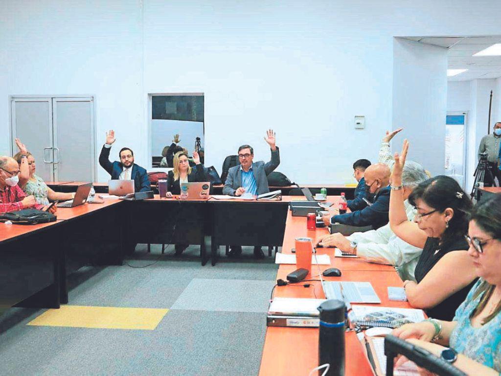 Junta nominadora aprobará convocatoria para postulantes este martes