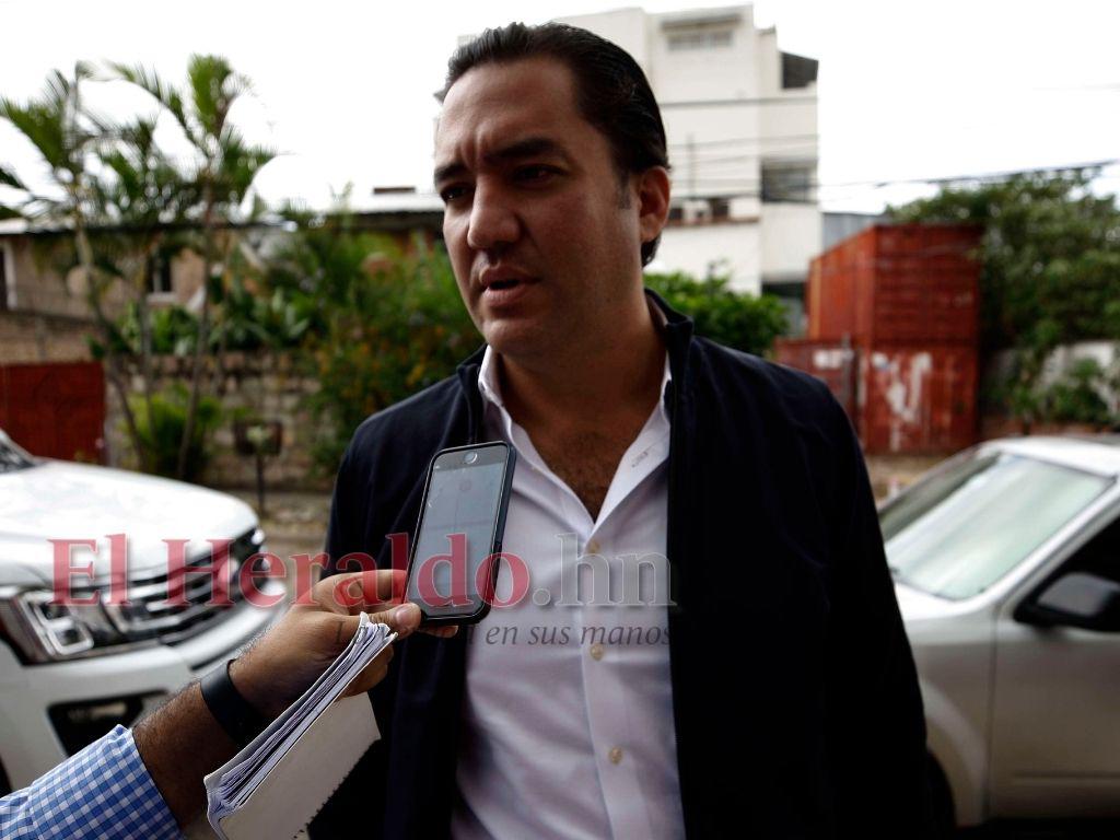 Héctor Zelaya sobre protagonismo de ‘Mel’: “¿Quién define el rol del primer caballero?”