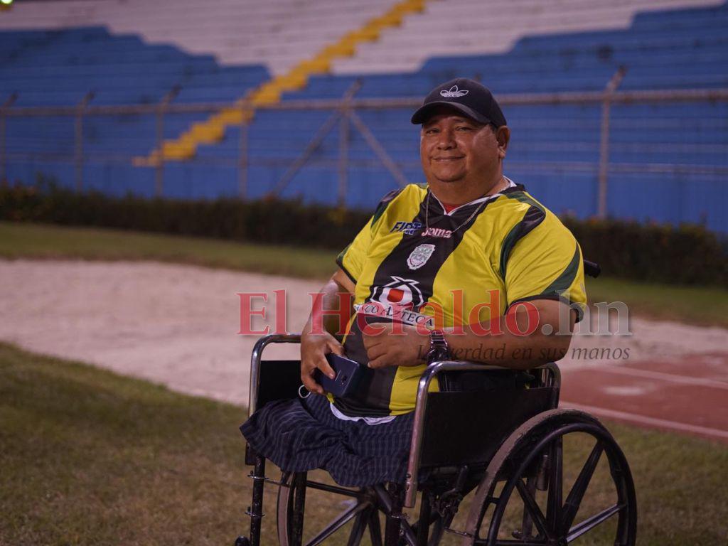 Juan Argueta, el sobreviviente a “La Bestia” que hoy es un aficionado privilegiado del Marathón Juan Argueta, el sobreviviente a “La Bestia” que hoy es un aficionado privilegiado del Marathón