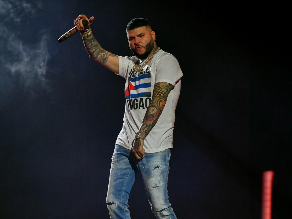 Video: El mensaje de Farruko durante su concierto que causa revuelo