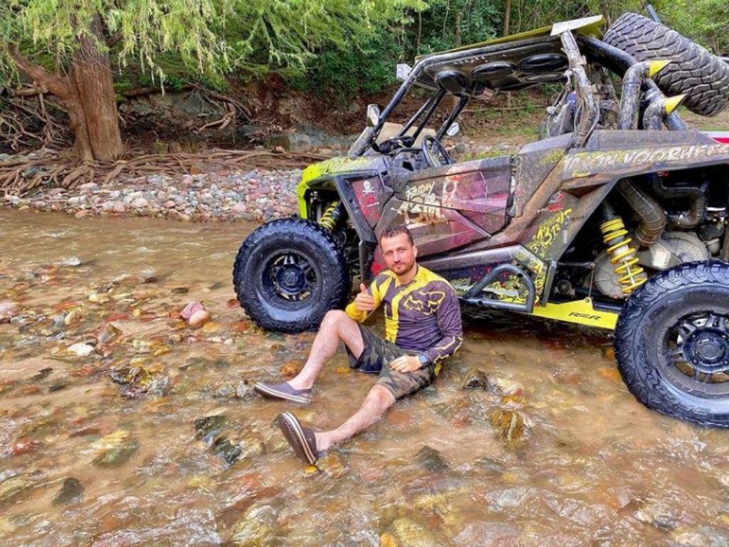 Asesinan a balazos frente a su casa al youtuber “Compa Jorge” en Sinaloa, México