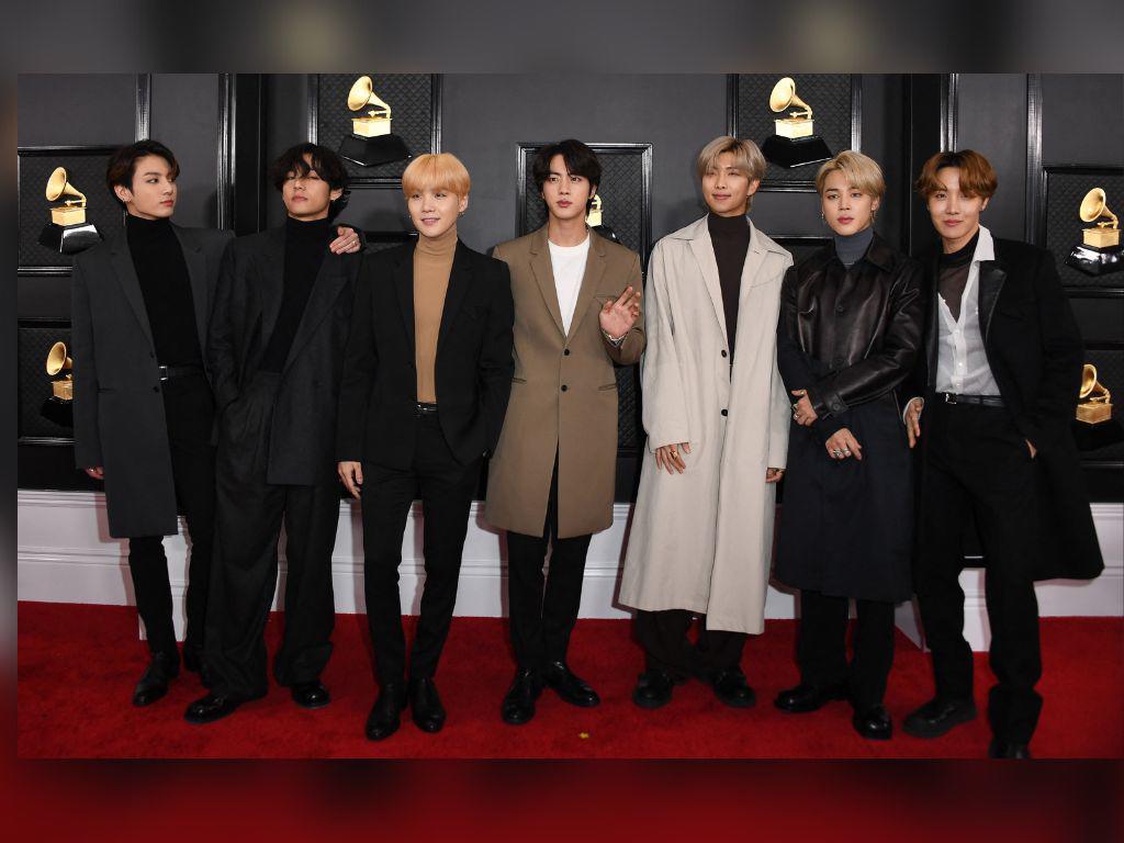 El grupo de pop coreano BTS anuncia una pausa en su carrera