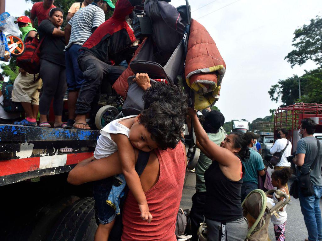 Cada 20 horas una mujer es desplazada forzosamente del país