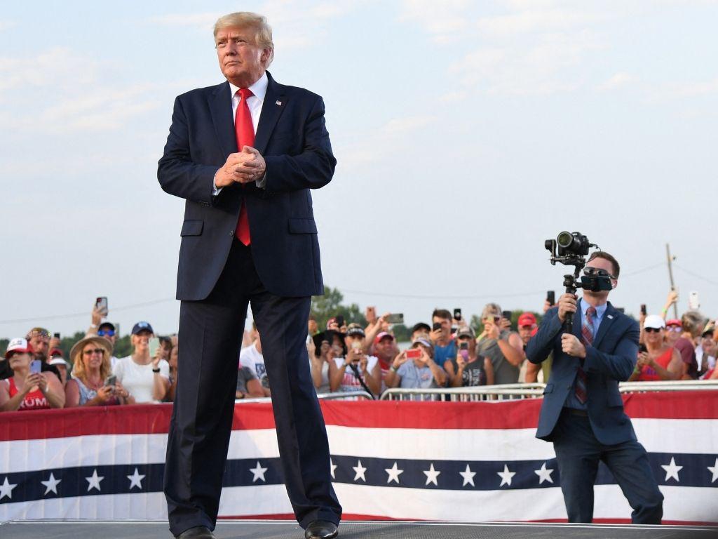Trump intentó conducir al Capitolio el día de los disturbios, revela un testimonio