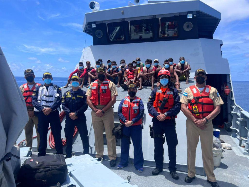 Rescatan a 98 pescadores hondureños que habían sido retenidos en Colombia