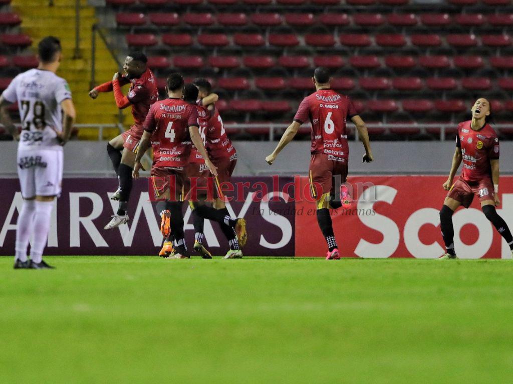 Real España elimina al Herediano y es el segundo equipo hondureño en semifinales