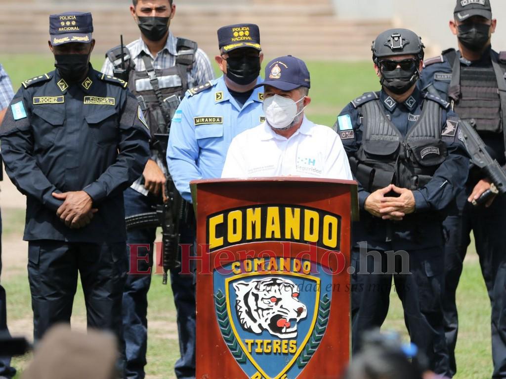 Trasladan a Herlinda Bobadilla a Los Cobras tras capturarla en Colón