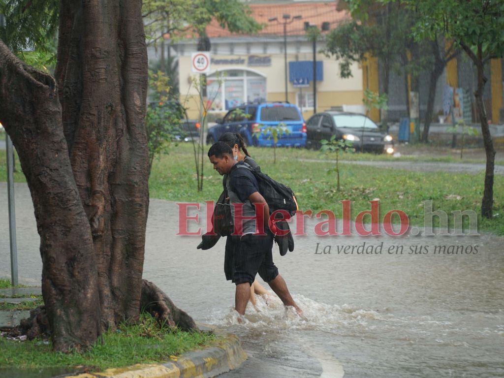 Honduras: Mantienen alerta verde por lluvias en 11 departamentos