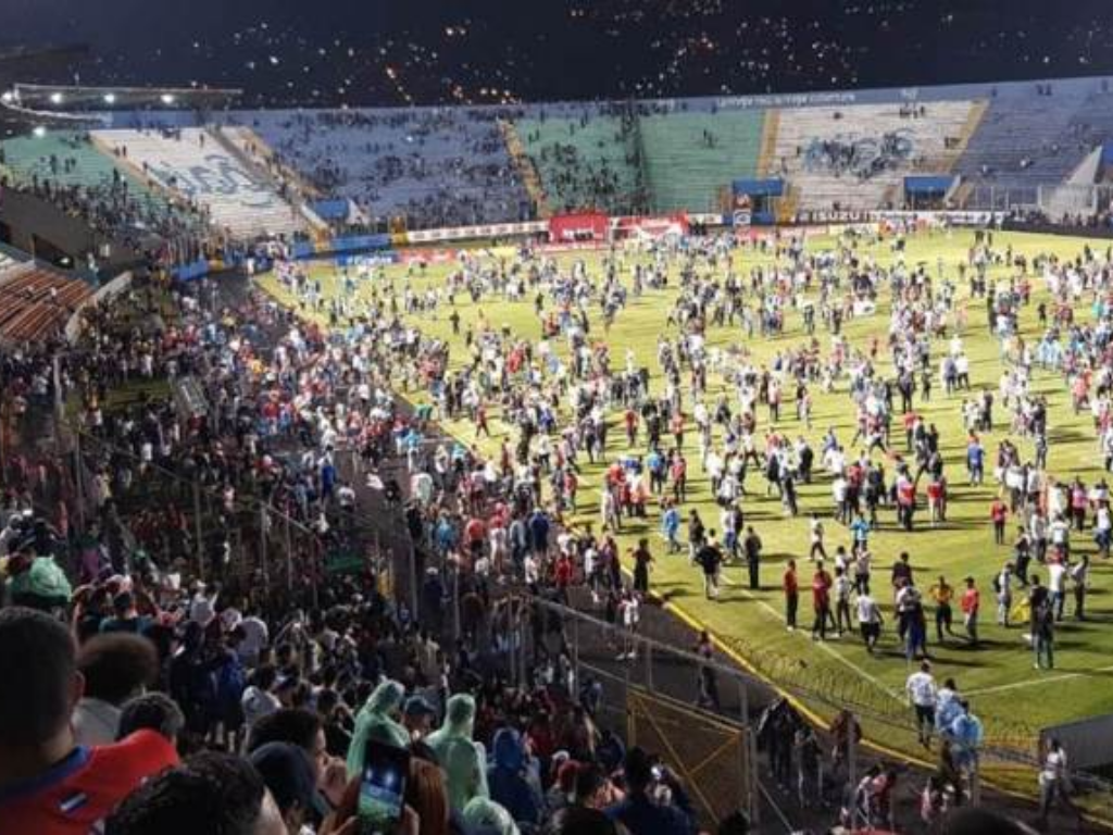 15 y 30 años de prisión para siete personas que participaron en asesinato de aficionados en 2019