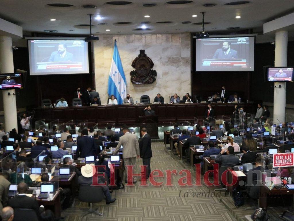 En medio de polémica, diputados dan poderes a la Uferco sobre el Ministerio Público