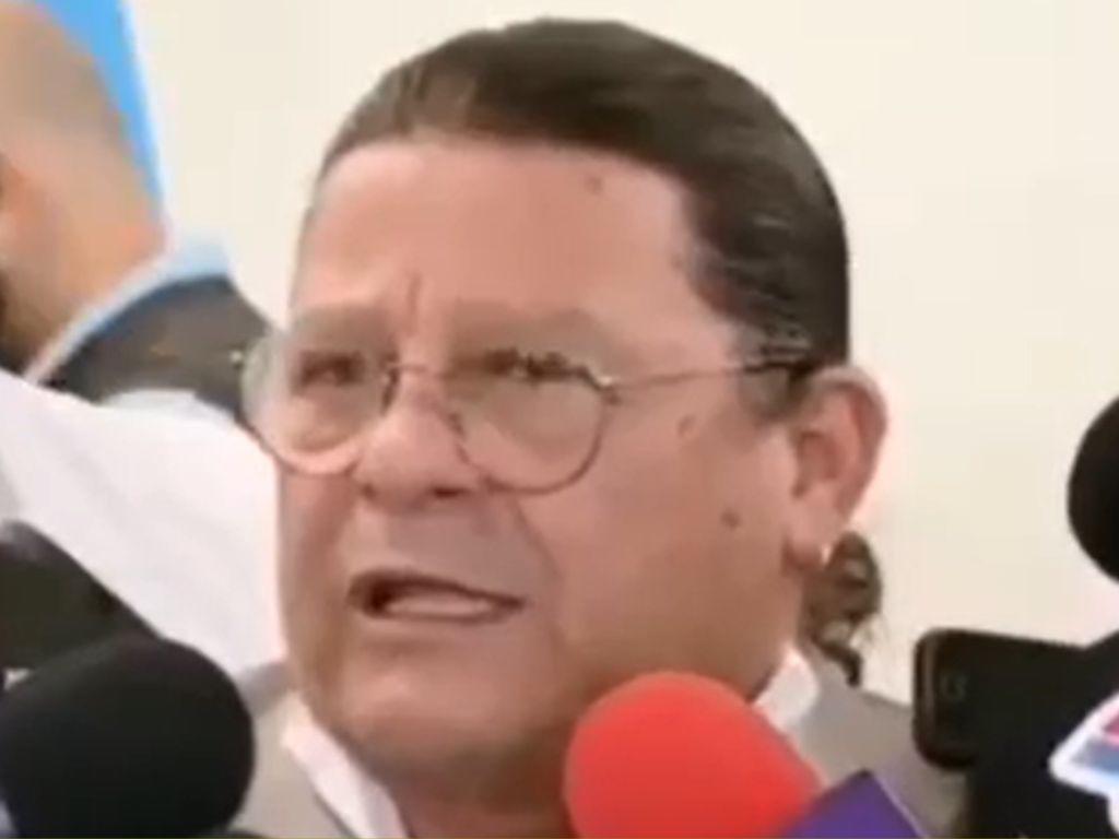 Viceministro de Educación explica cambio de nombre de los desfiles y le llueven críticas