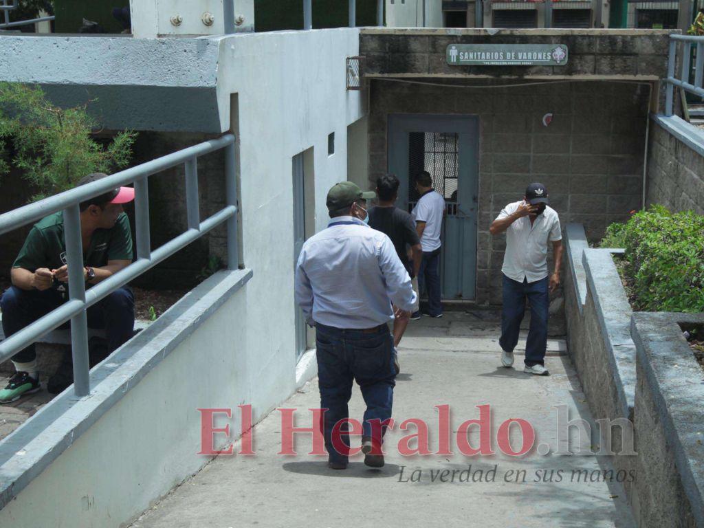 Baños y estacionamiento municipal, generadores silenciosos de ingresos