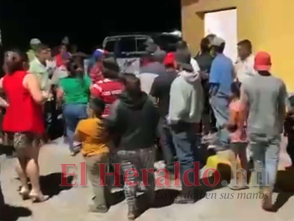 San Antonio de Flores está por cumplir nueve meses sin alcalde