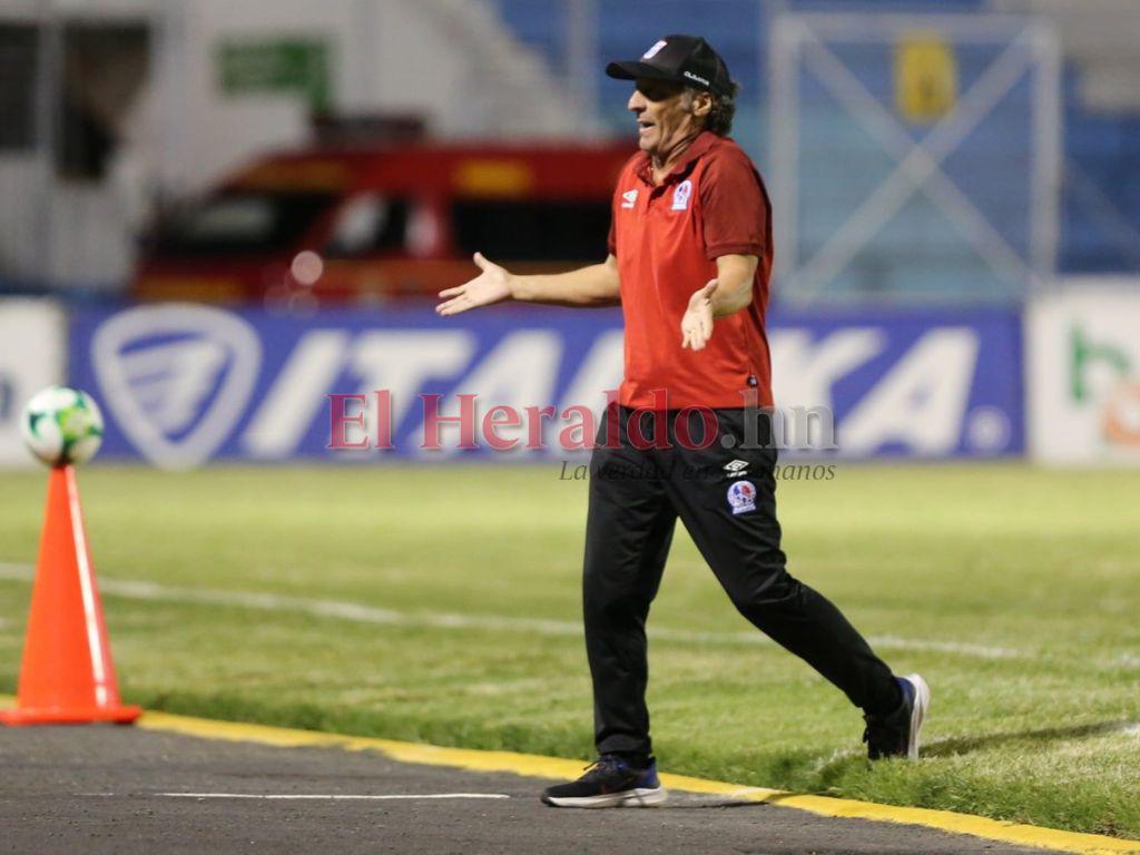 Pedro Troglio: “Sufrimos demasiado cuando pudimos tener un partido tranquilo”