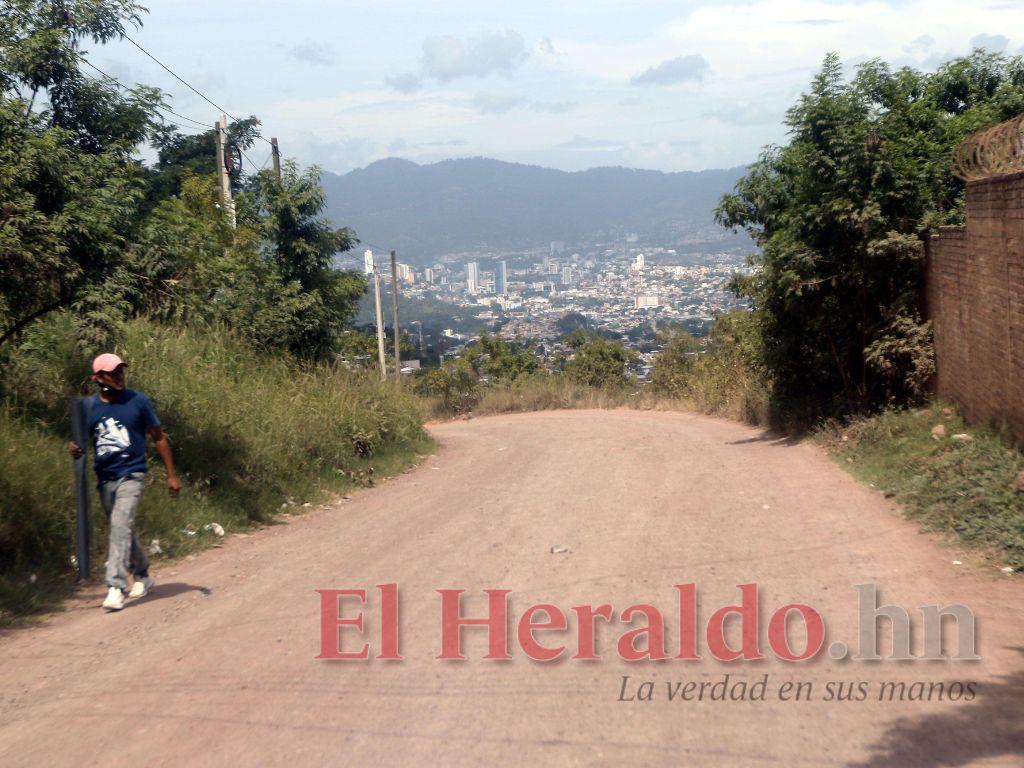 El abandono municipal late más en colonias periféricas de la capital