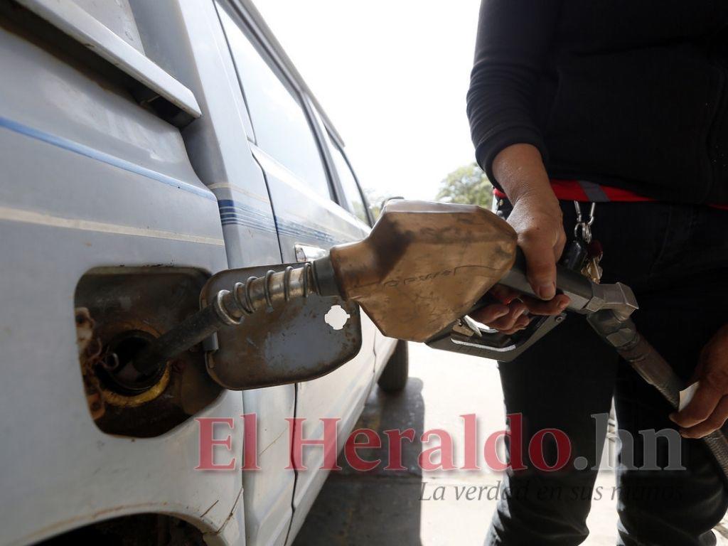 Histórica alza al diésel entra en vigencia a partir de este lunes