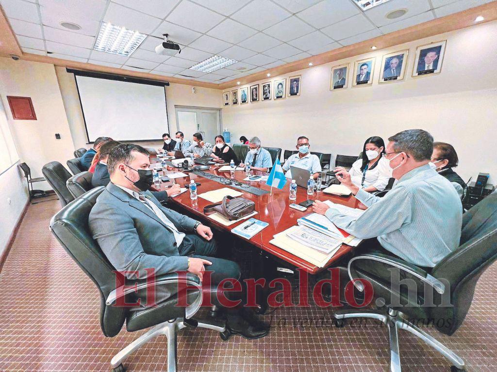 Secretaría de Salud apenas ha ejecutado el 48% de su presupuesto