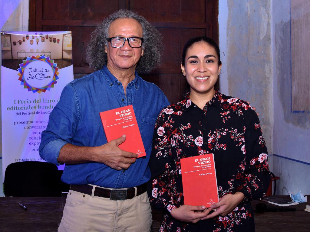 Carlos Lanza presentó libro de “El Gran Vidrio”