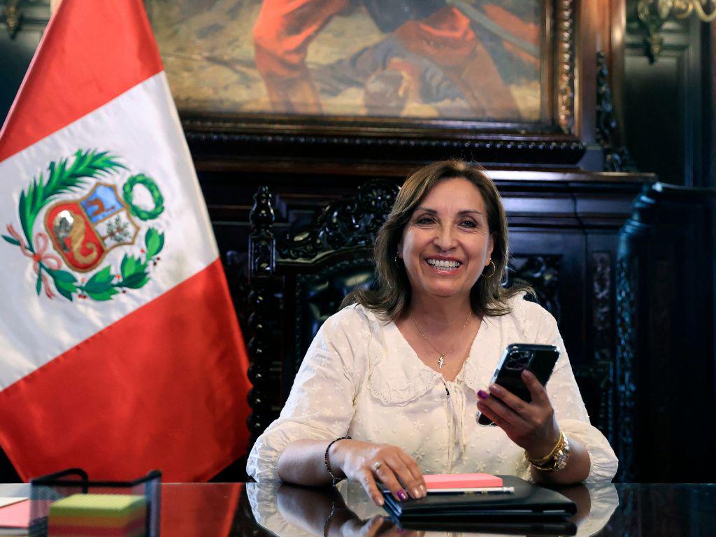 Presidenta Dina Boluarte no descarta “elecciones anticipadas” en Perú