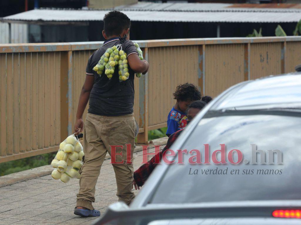 Honduras: Más de 700 mil personas no saben leer ni escribir