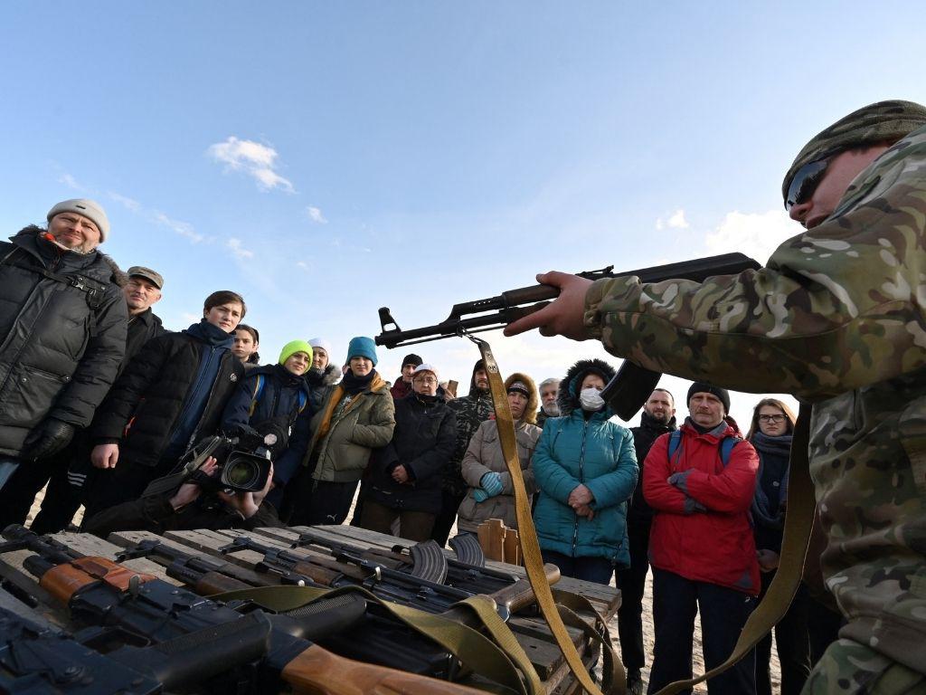 EE UU considera que oferta de Rusia a Ucrania “no es real”