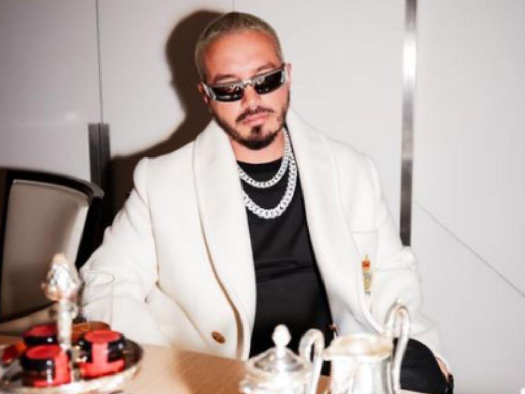 J Balvin tras polémica con Nodal: “Hice mi chiste sin mala intención”