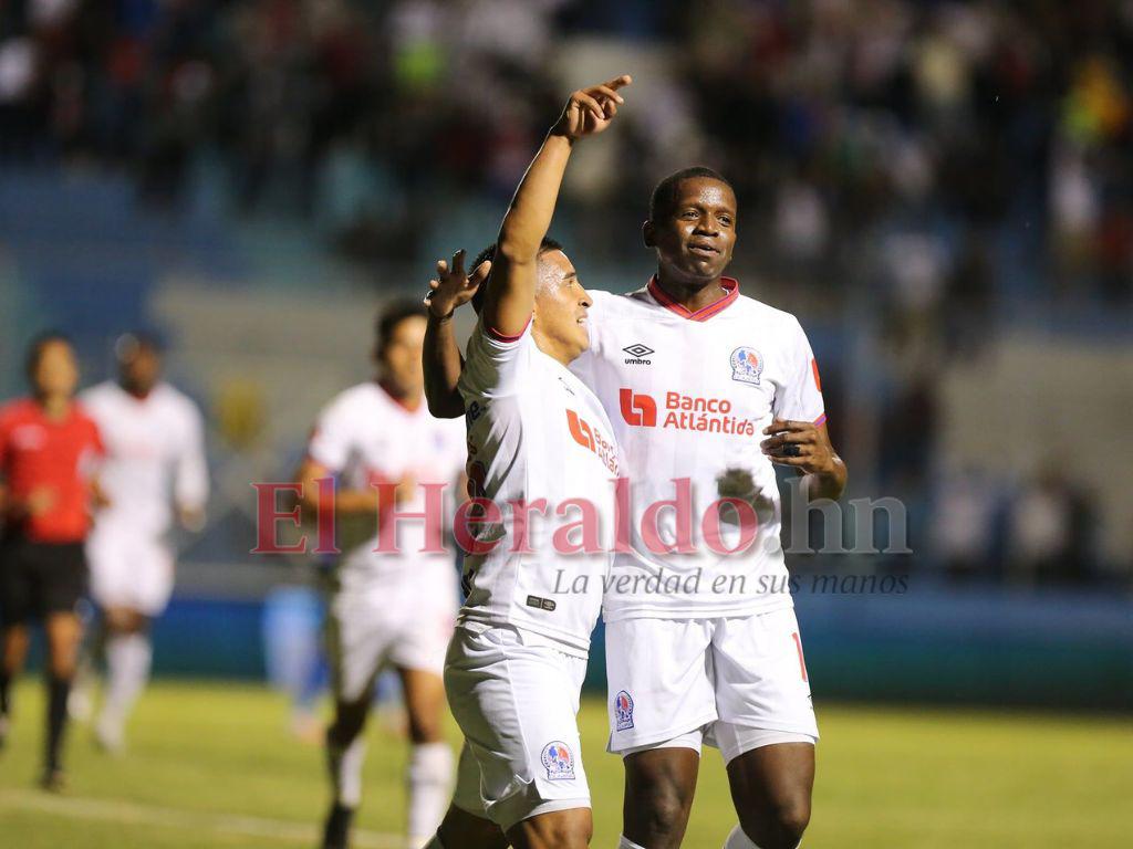 Olimpia le ruge 2-0 al Victoria en el Estadio Nacional Chelato Uclés