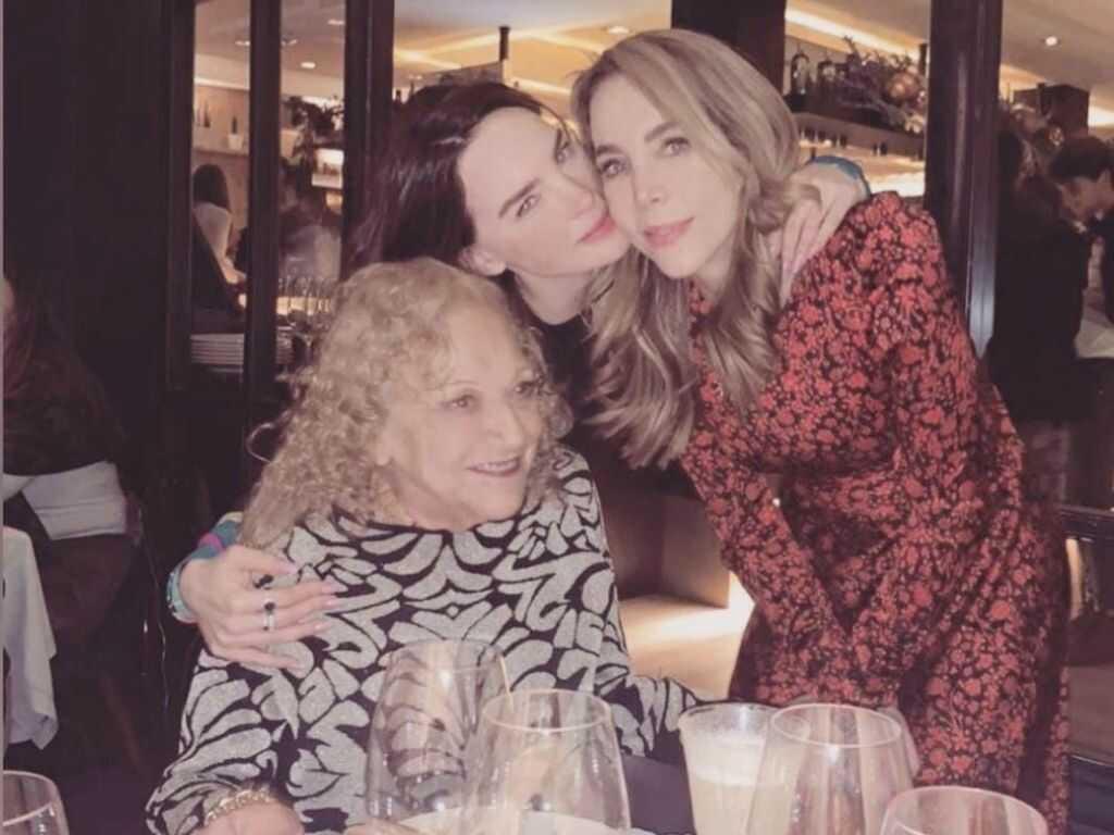 Llaman “naco” a Christian Nodal y madre de Belinda lo aplaude