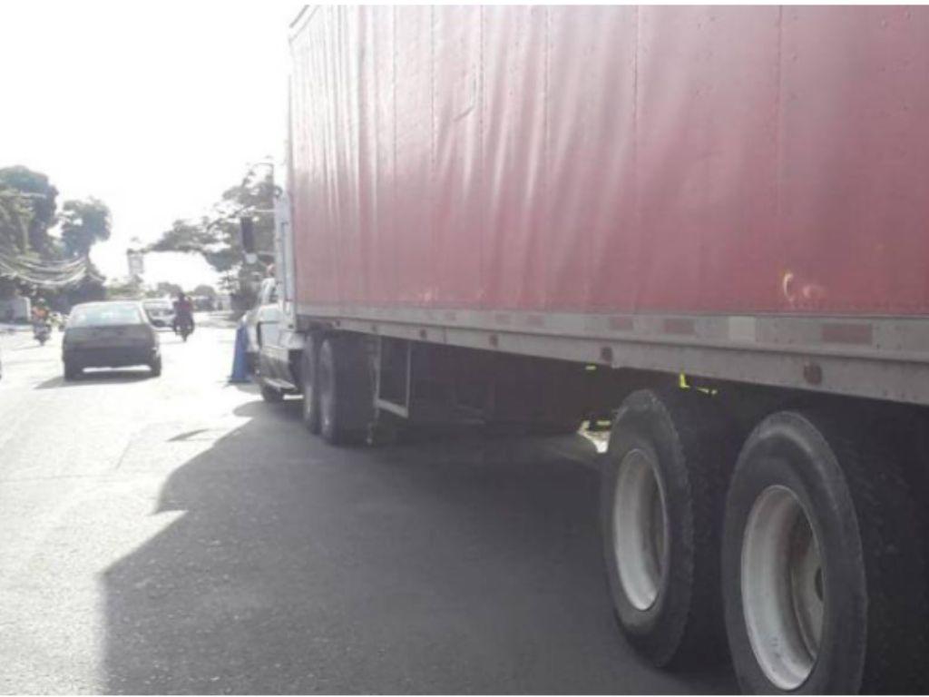 Mujer muere atropellada por una rastra en La Ceiba, Atlántida