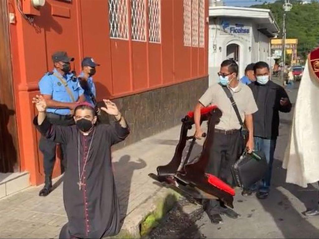 50 sacerdotes nicaragüenses piden refugio en Honduras