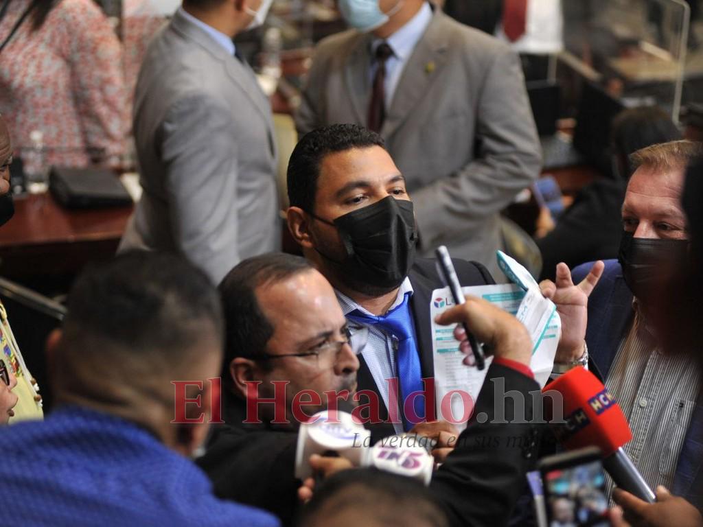 Insultos y empujones en el CN entre diputado nacionalista y de Libre