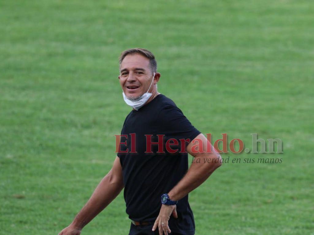 Hernán Medina: “Viviremos con mucha intensidad el clásico ante Olimpia”