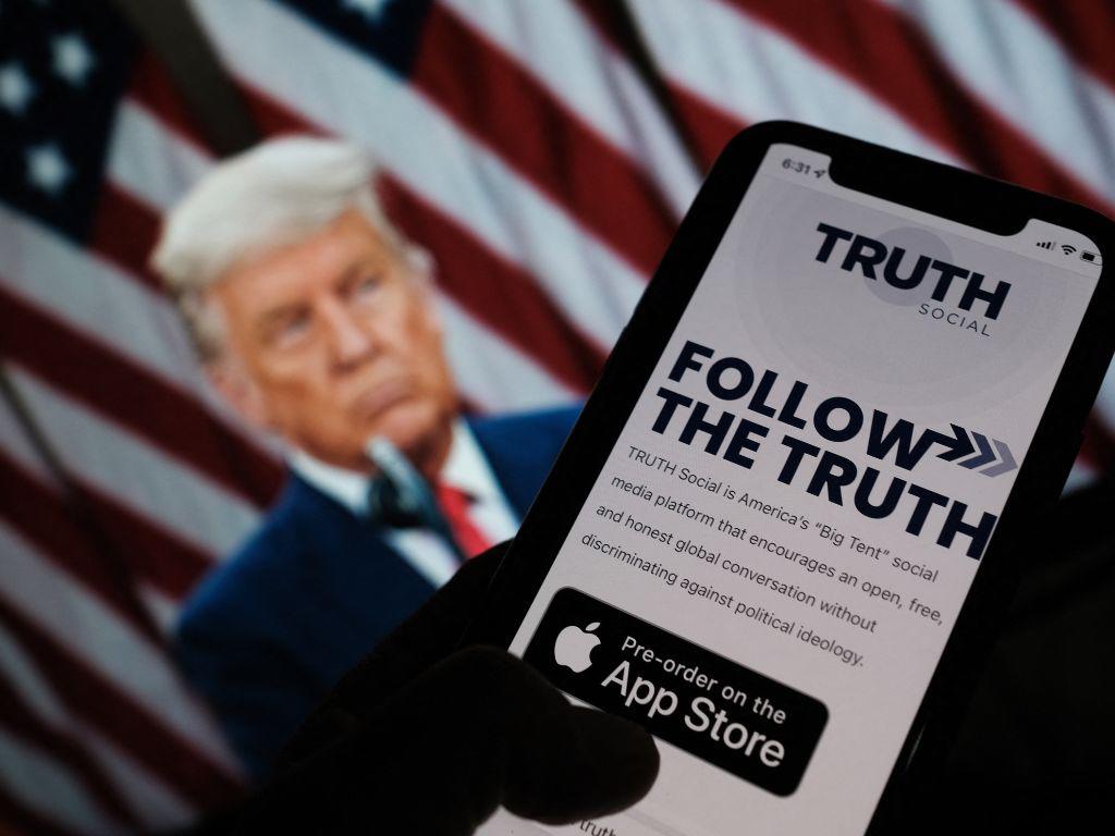 Empresa DWAC con la que se asociará Trump es investigada por autoridades federales