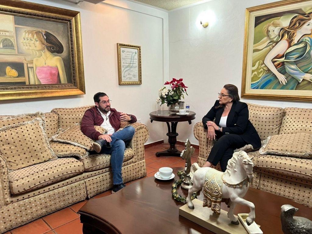 Xiomara Castro ofrece cargo a Jorge Cálix a cambio de la presidencia del Congreso