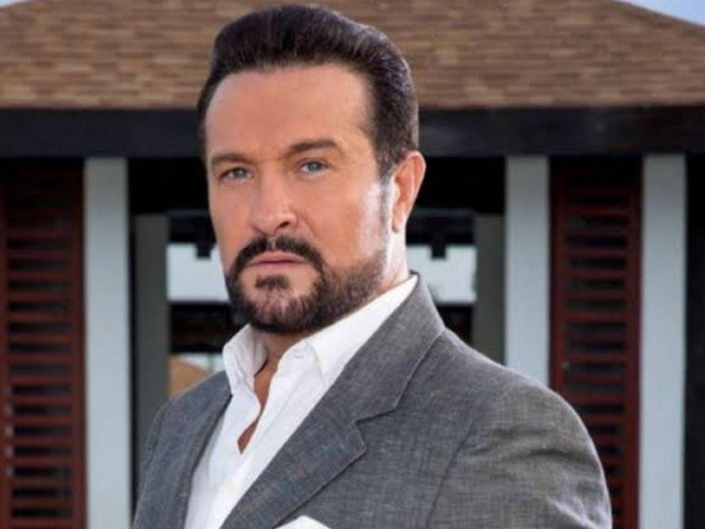 Arturo Peniche asiste a reuniones grupales para controlar su ‘fuerte’ carácter