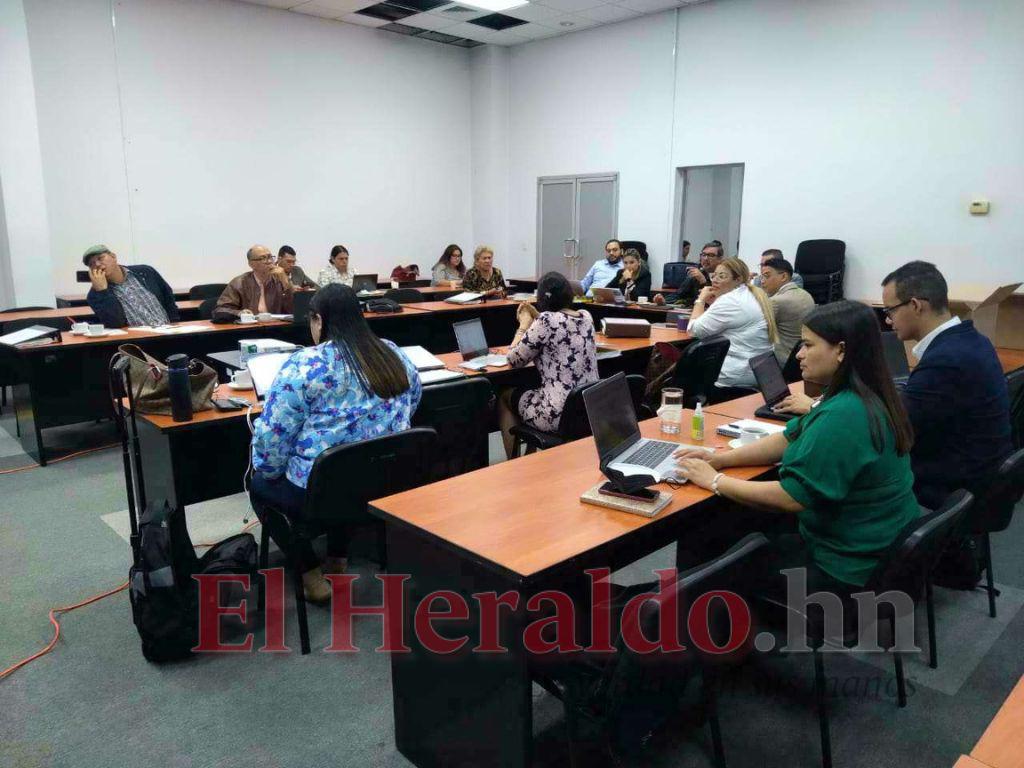 Junta Nominadora analiza excluir de prueba toxicológica drogas medicinales