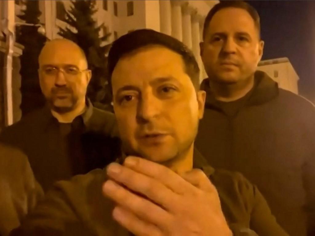 Presidente ucraniano llama a defender Kiev “con uñas y dientes” de ataque ruso