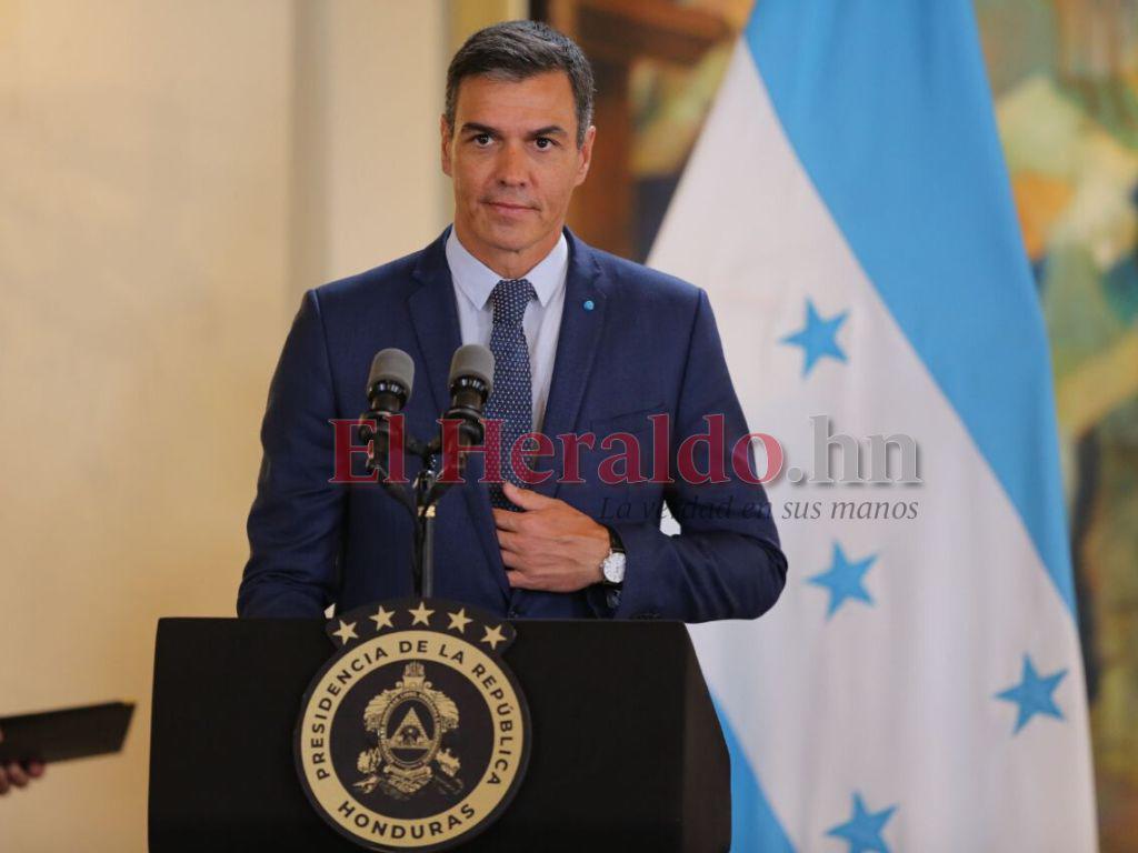 Pedro Sánchez a Xiomara Castro: “Es un orgullo como político feminista ver a mujeres gobernando países”