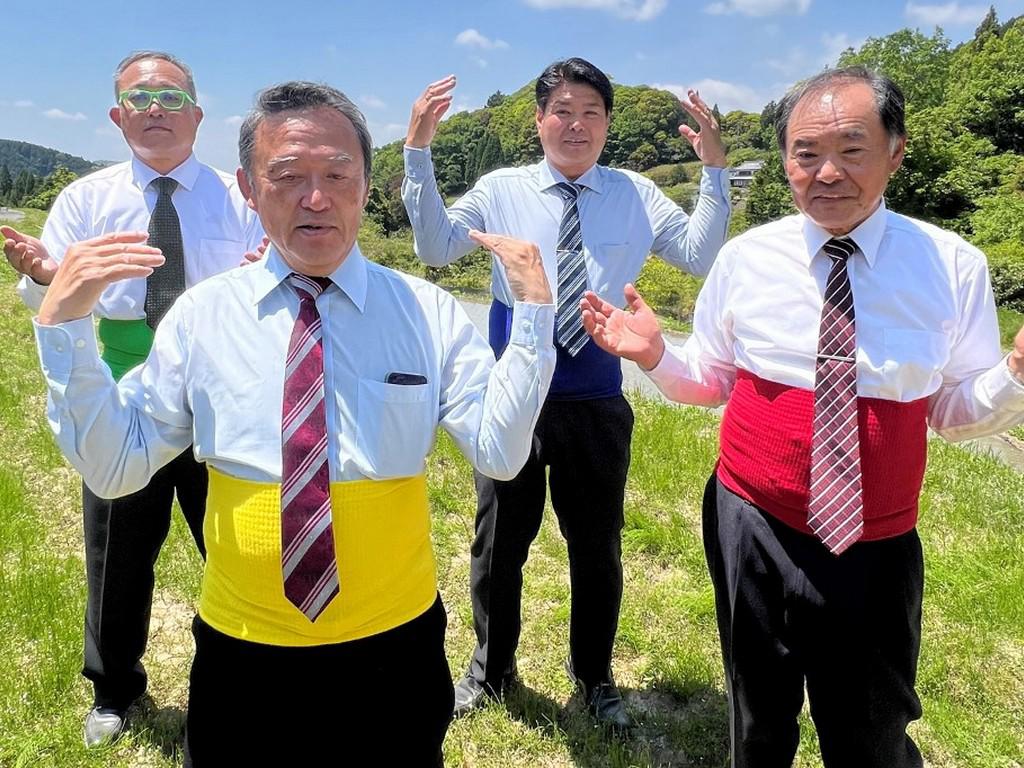 Cuatro “viejos rompecorazones” se convierten en estrellas de TikTok en Japón