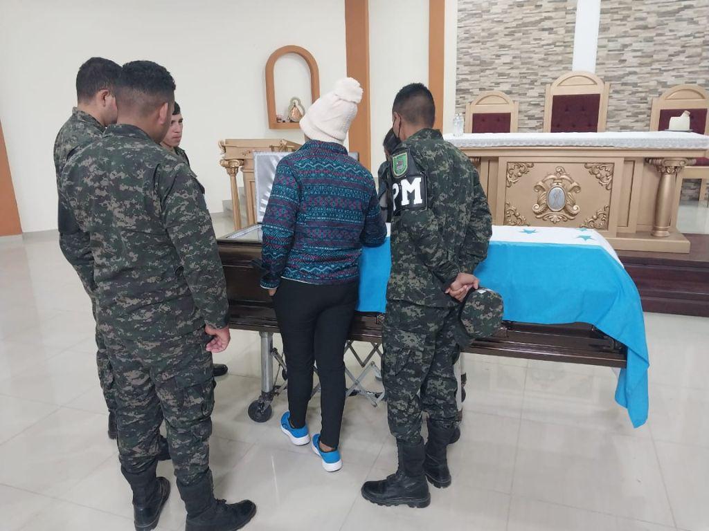 Velan a militar abatido en enfrentamiento con pandilleros en La Peña