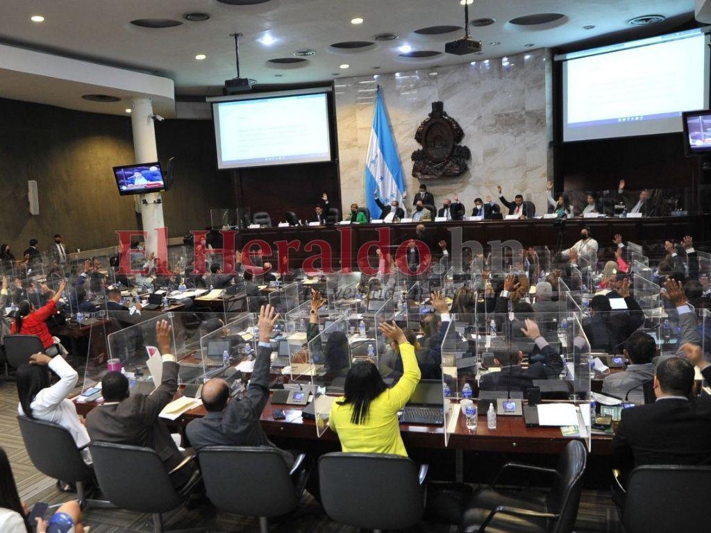 El CN no ha usado  el voto electrónico por falta de tarjetas, según la directiva