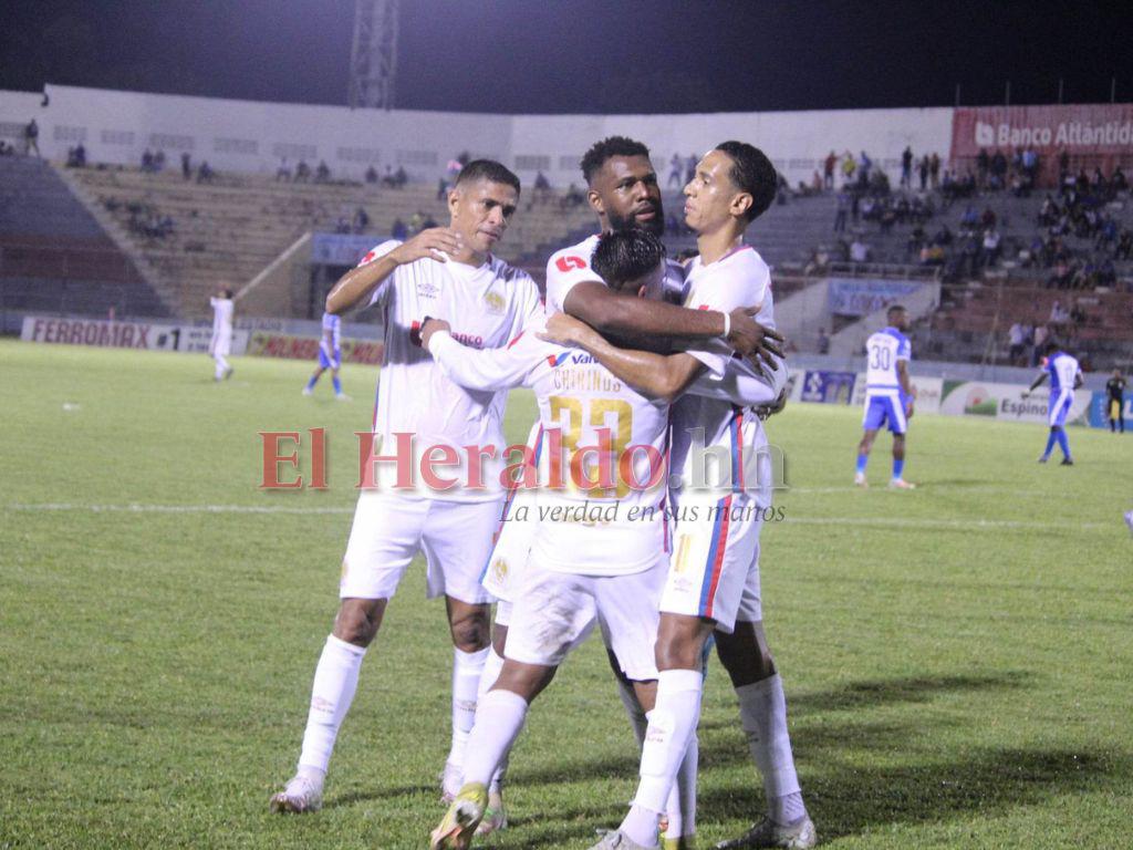 Con doblete de Chirinos, Olimpia vence 2-0 a Victoria y se acerca al liderato