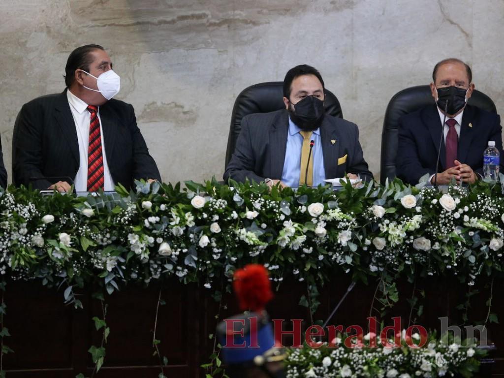 ¿Cómo se desarrolló la primera legislatura encabezada por Luis Redondo en el Congreso Nacional?